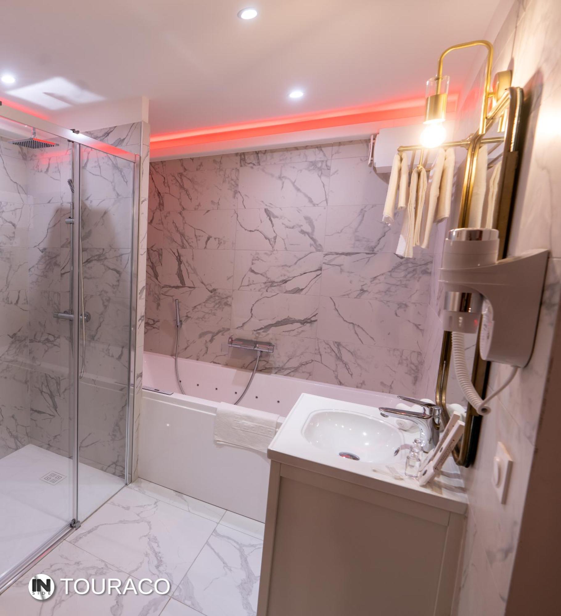 Touraco Bed and Breakfast Villars-les-Dombes Exteriör bild